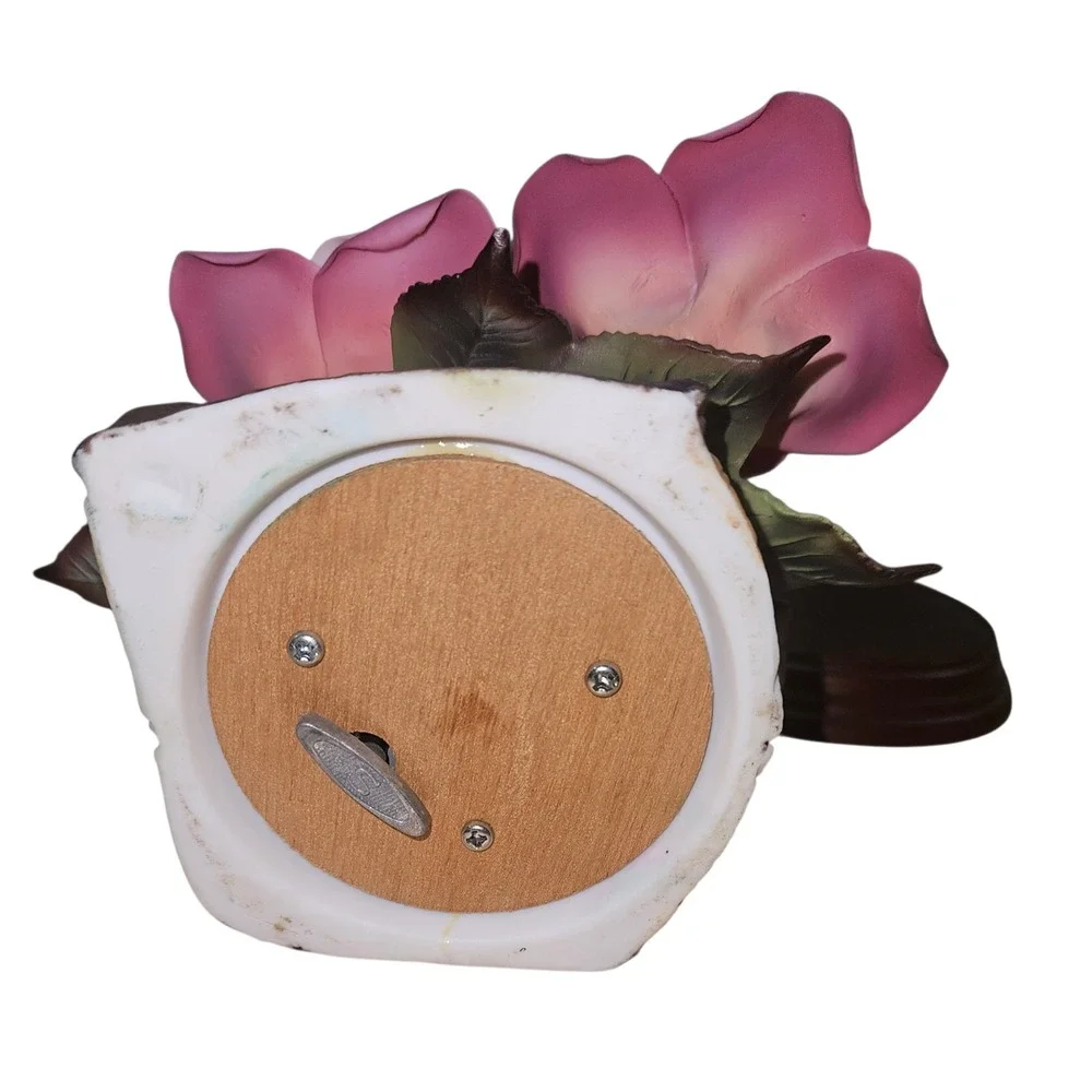 Farling & Reiss Vintage Pink Porcelain Roses Musical Figurine w/Wood Base 26903‎